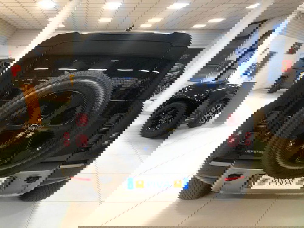 Land Rover Defender usata a Milano (8)