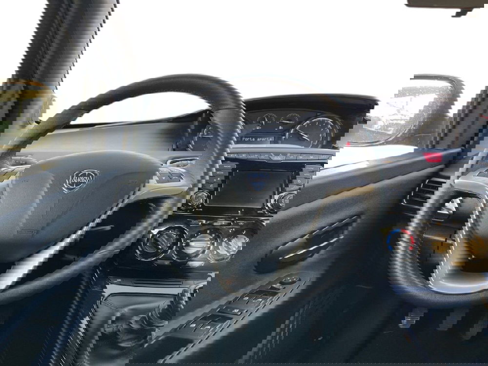 Lancia Ypsilon usata a Torino (11)