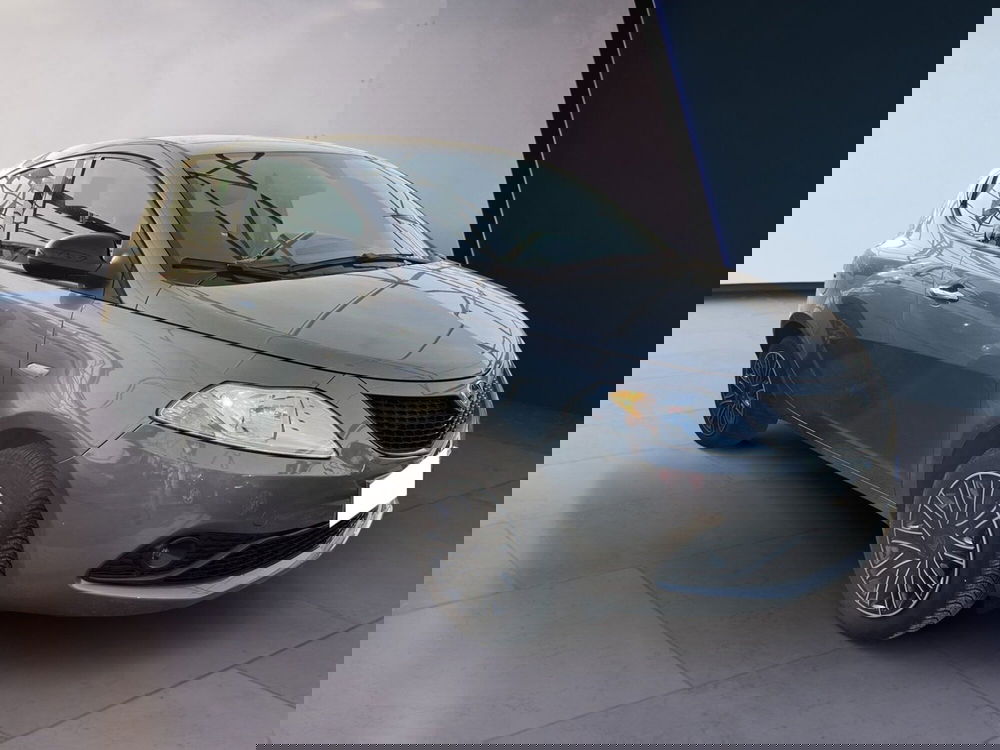 Lancia Ypsilon usata a Torino (2)