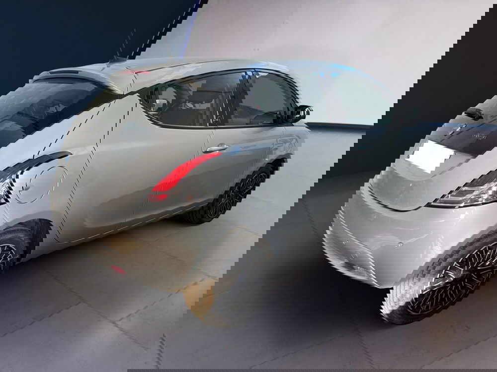 Lancia Ypsilon usata a Torino (4)