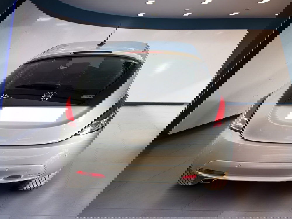 Lancia Ypsilon usata a Torino (5)