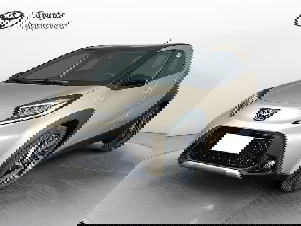Toyota Aygo X usata a Latina