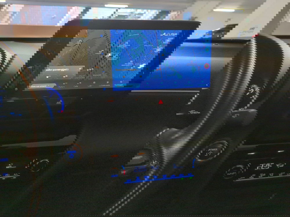 Toyota Yaris Cross usata a Milano (16)