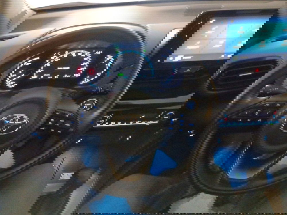 Toyota Yaris Cross usata a Milano (13)