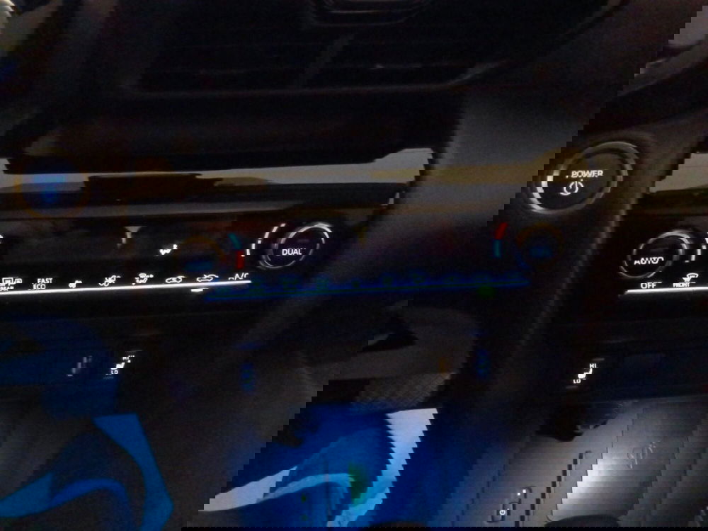 Toyota Yaris Cross usata a Milano (16)