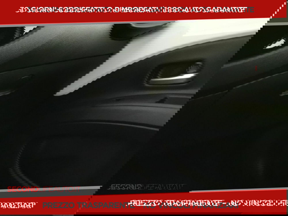 Toyota Aygo X nuova a Chieti (19)