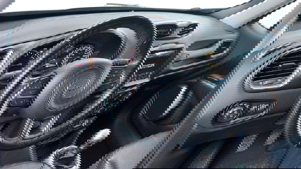 Jeep Renegade usata a Viterbo (11)