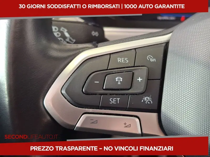 Volkswagen T-Roc Cabrio usata a Roma (9)