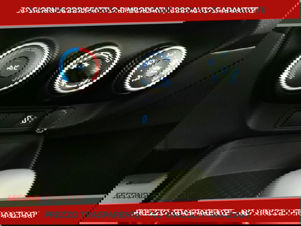 Toyota Aygo X usata a Chieti (16)