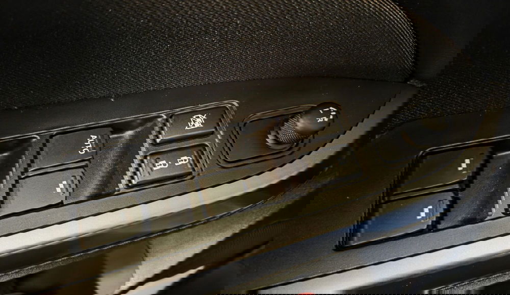 Suzuki Vitara usata a Pavia (20)