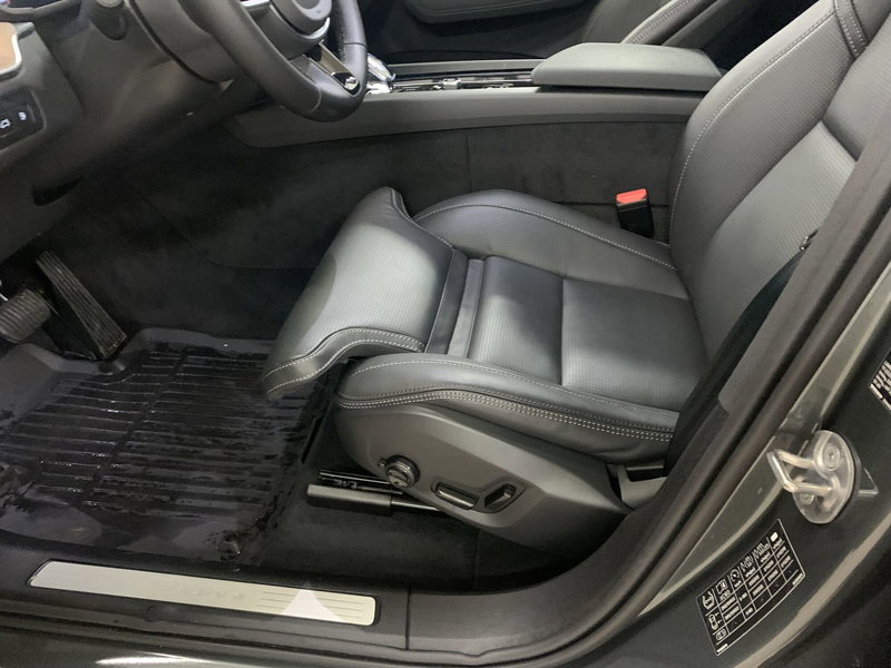 Volvo XC60 usata a Ferrara (11)