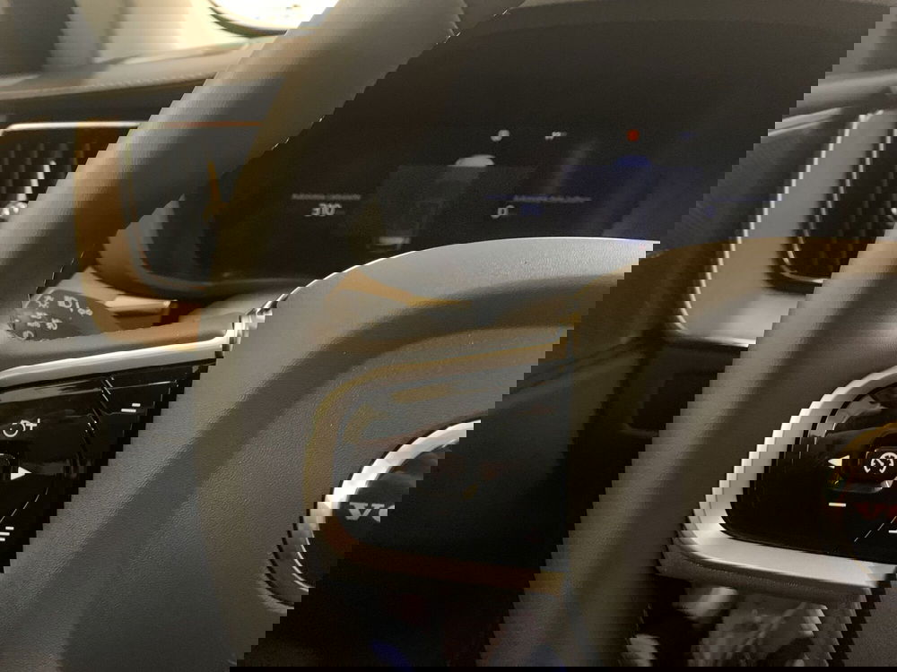 Volvo XC60 usata a Ferrara (12)