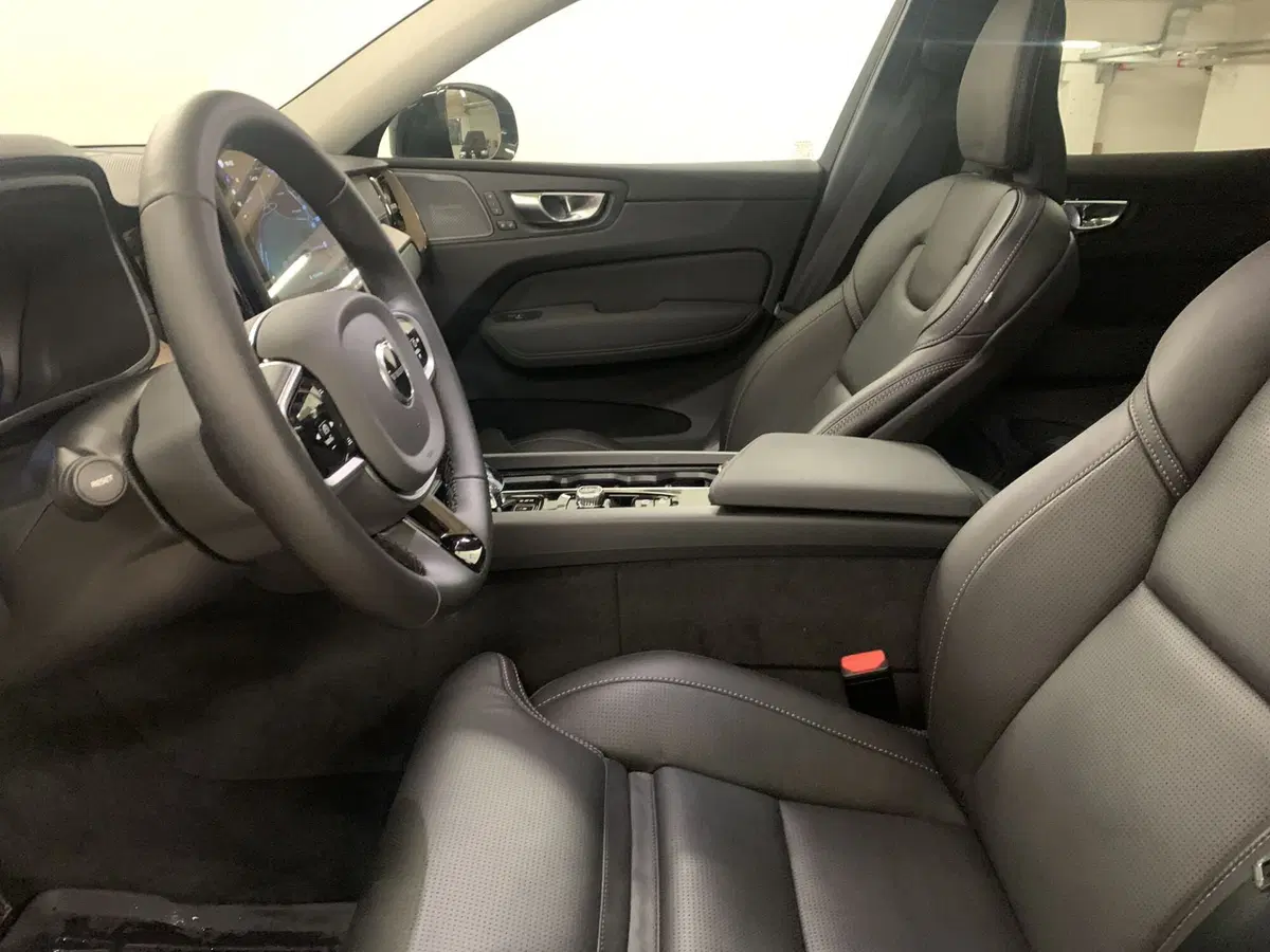 Volvo XC60 usata a Ferrara (7)