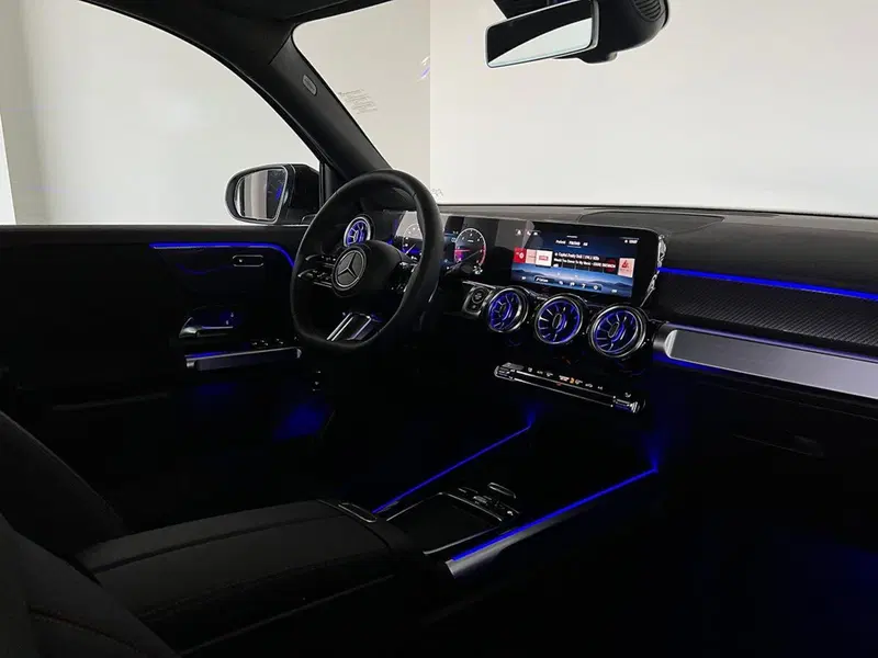 Mercedes-Benz GLB nuova a Bergamo (18)
