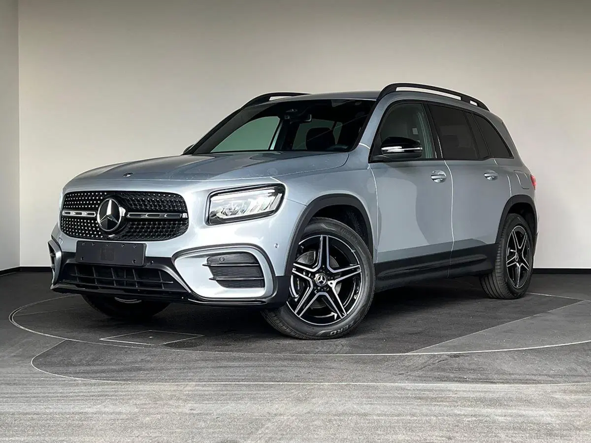 Mercedes-Benz GLB nuova a Bergamo (2)