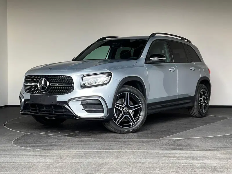 Mercedes-Benz GLB nuova a Bergamo (2)