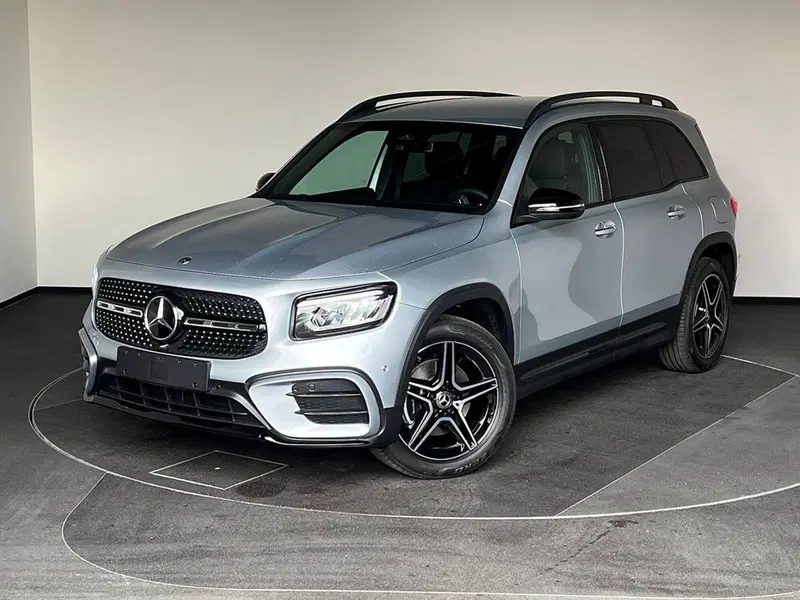 Mercedes-Benz GLB nuova a Bergamo (3)