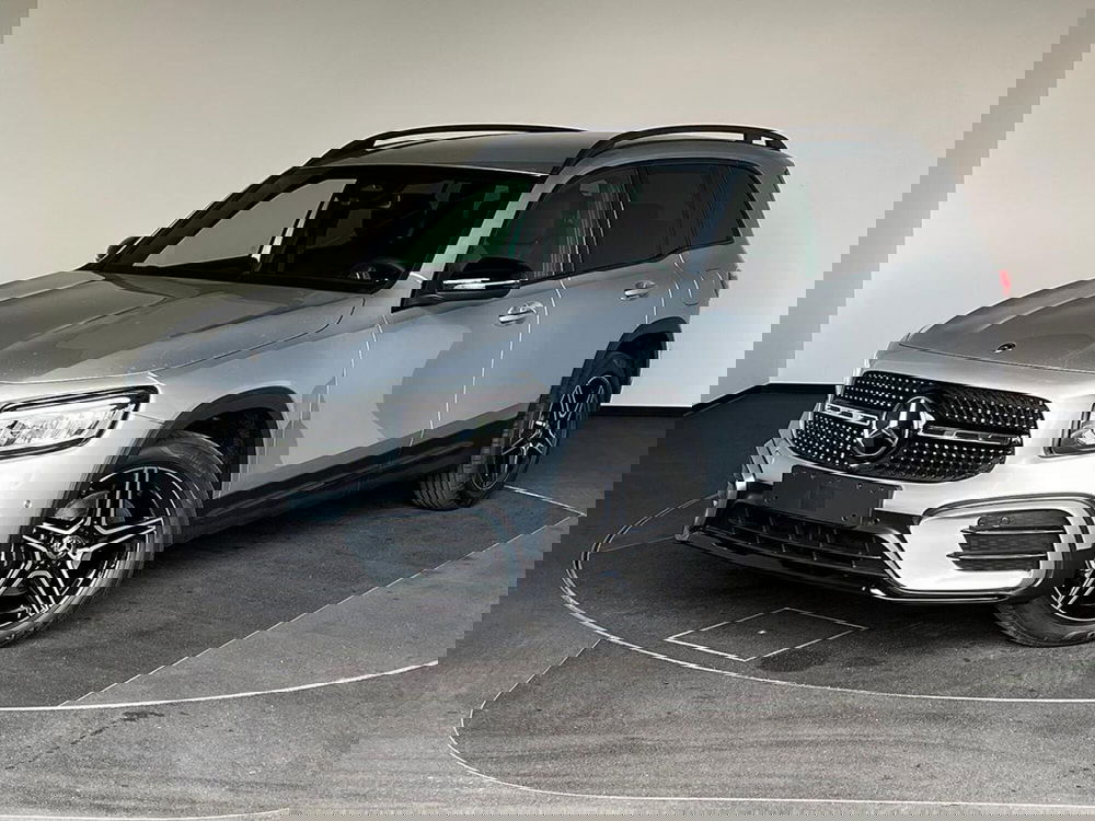 Mercedes-Benz GLB nuova a Bergamo (3)