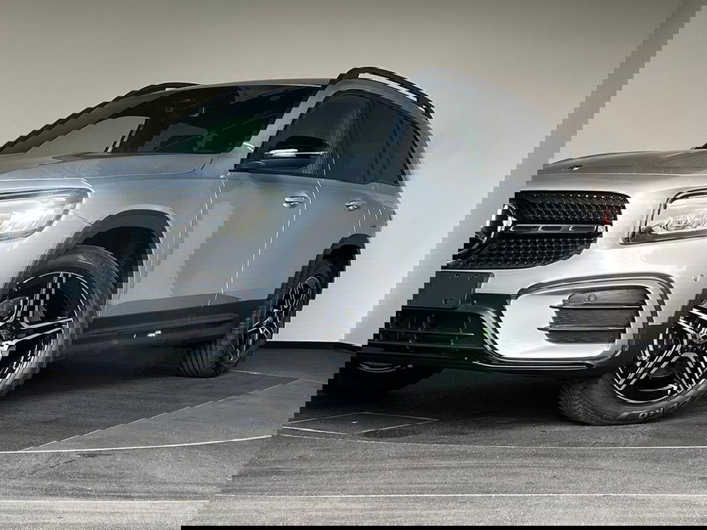 Mercedes-Benz GLB nuova a Bergamo (4)