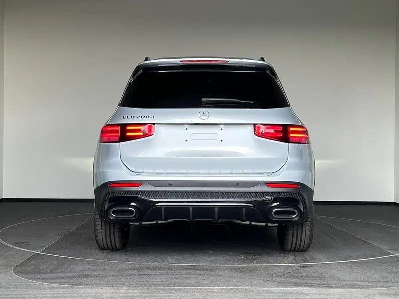 Mercedes-Benz GLB nuova a Bergamo (9)