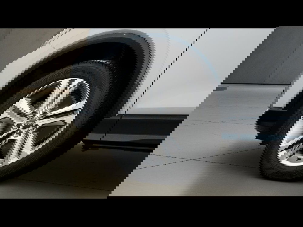 Audi Q2 nuova a Livorno (6)