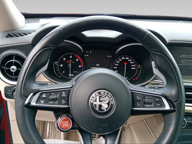 Alfa Romeo Stelvio usata a Firenze (10)