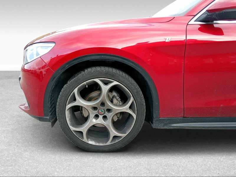 Alfa Romeo Stelvio usata a Firenze (4)