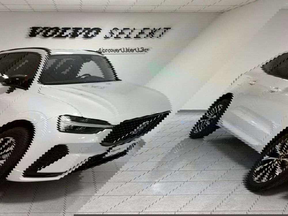 Volvo XC60 nuova a Como (2)