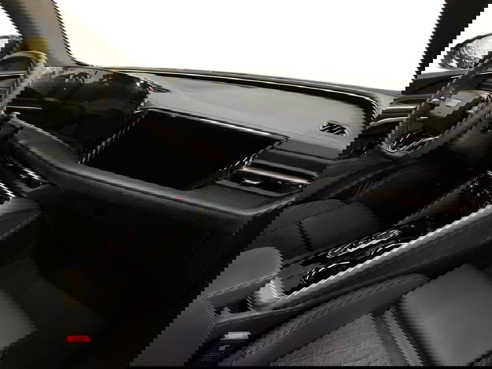 Audi Q5 Sportback nuova a Foggia (9)