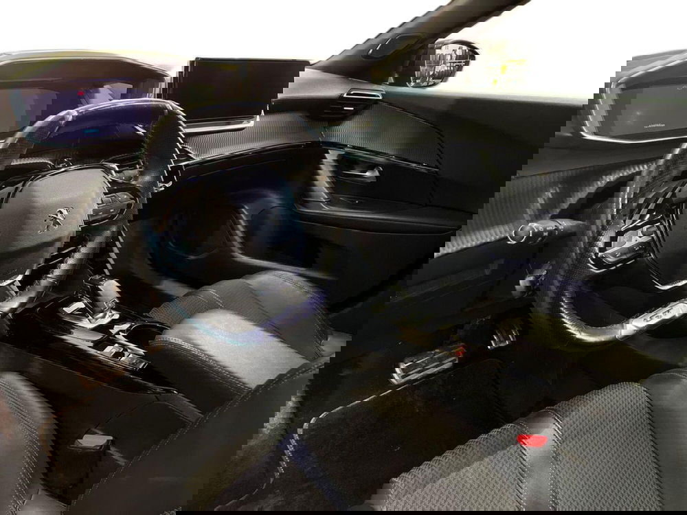 Peugeot 2008 usata a Bari (10)