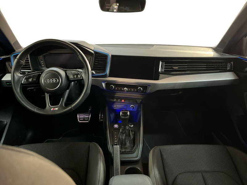 Audi A1 Sportback usata a Bari (8)