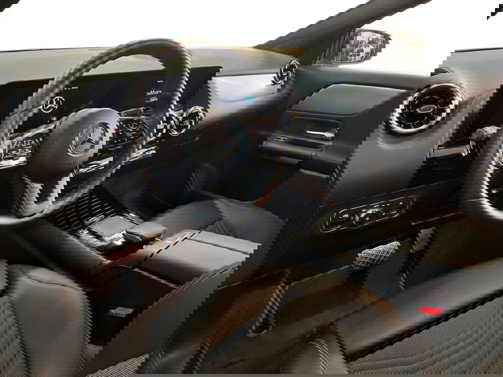 Mercedes-Benz GLA SUV usata a Bari (10)