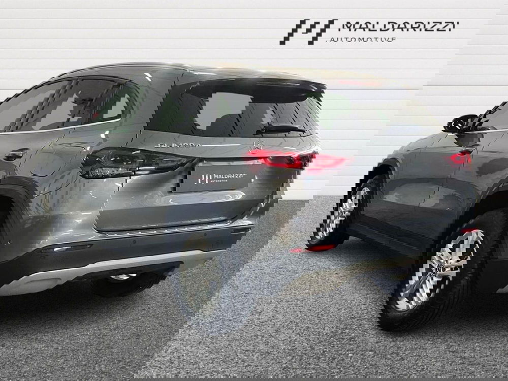 Mercedes-Benz GLA SUV usata a Bari (4)