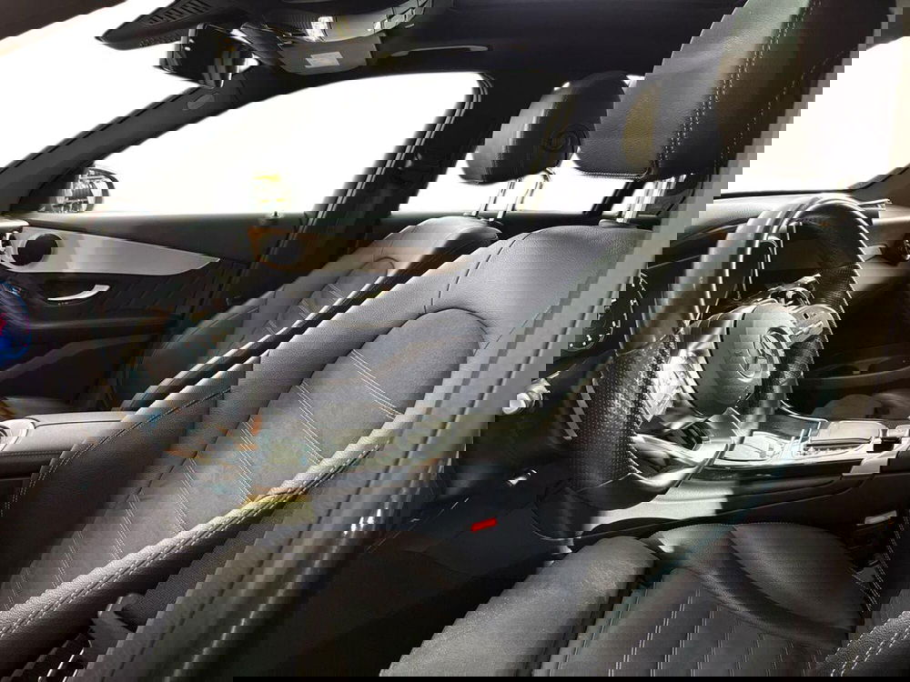 Mercedes-Benz GLC SUV usata a Bari (7)