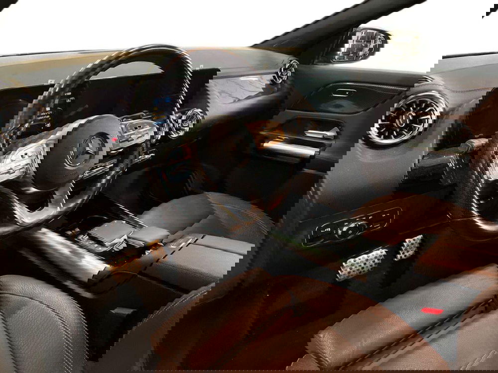 Mercedes-Benz GLA SUV usata a Bari (10)