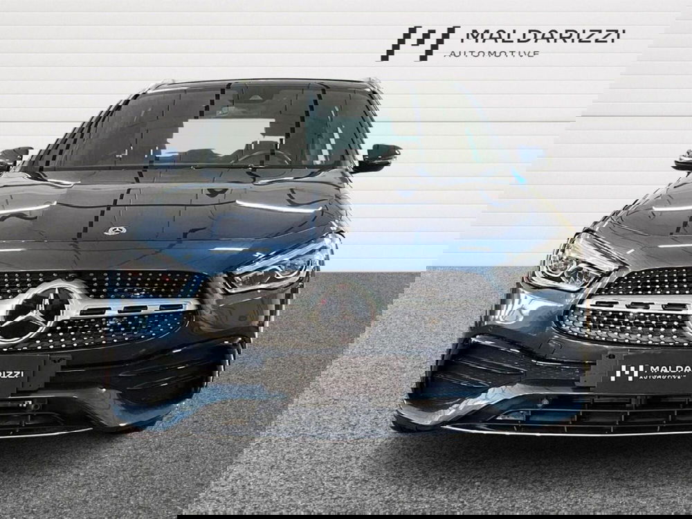 Mercedes-Benz GLA SUV usata a Bari (2)