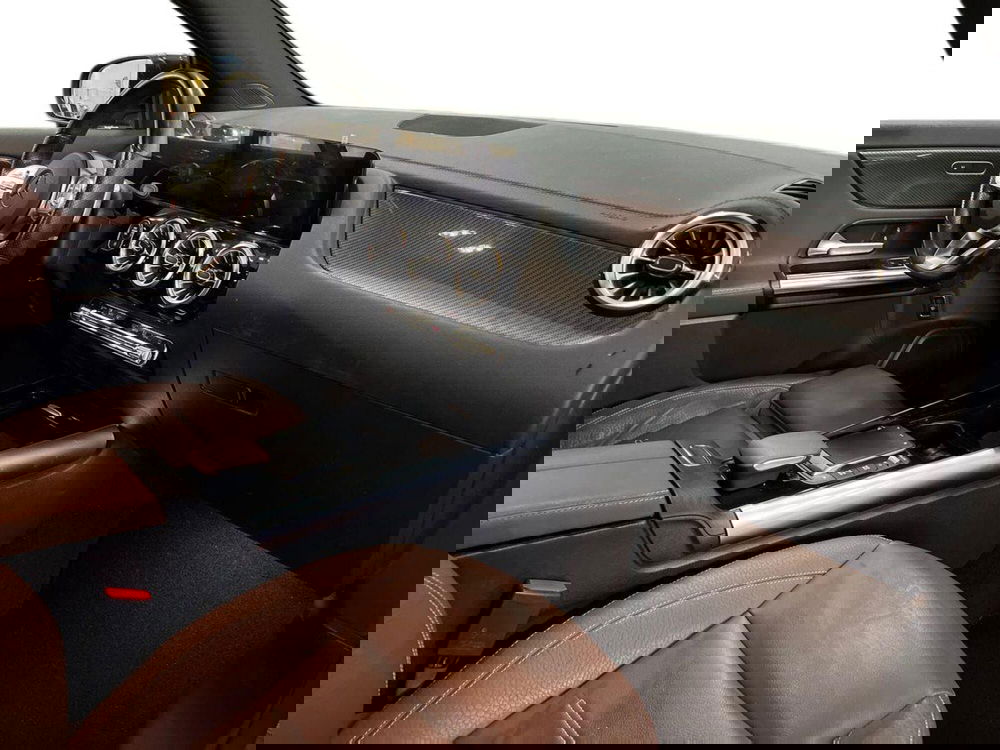 Mercedes-Benz GLA SUV usata a Bari (9)