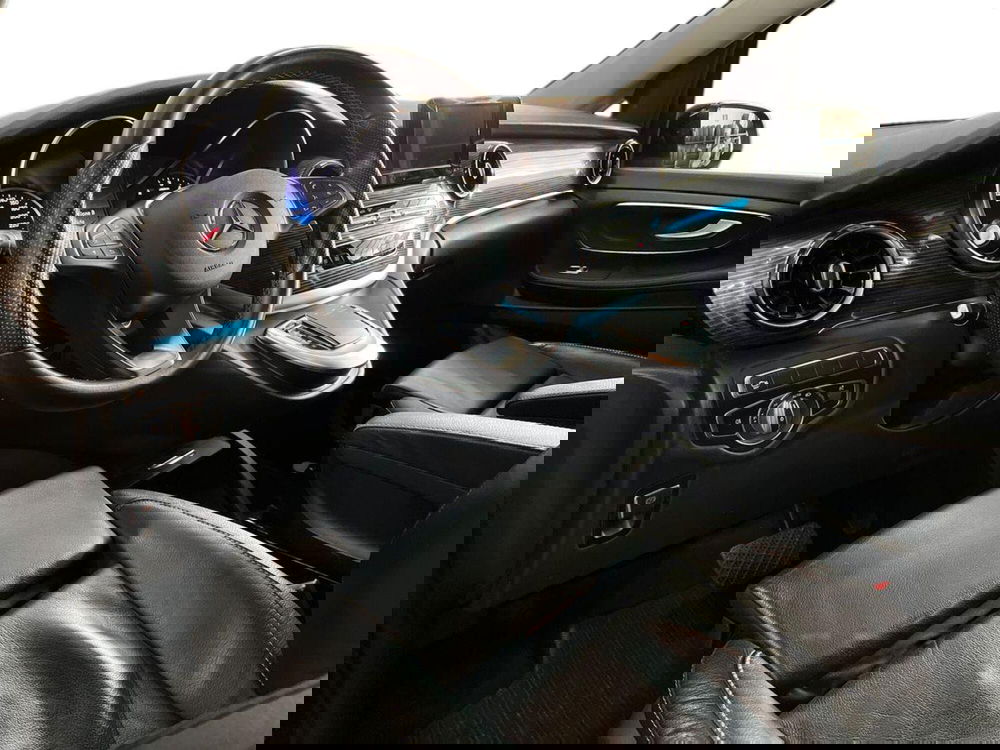 Mercedes-Benz Classe V usata a Bari (10)