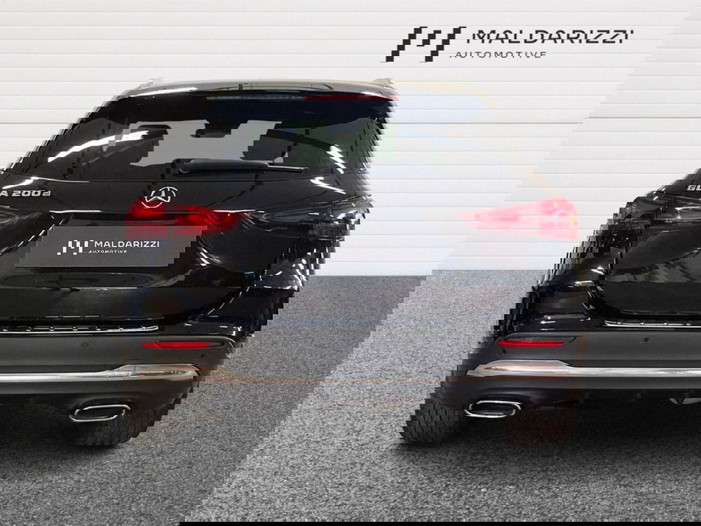 Mercedes-Benz GLA SUV usata a Bari (3)