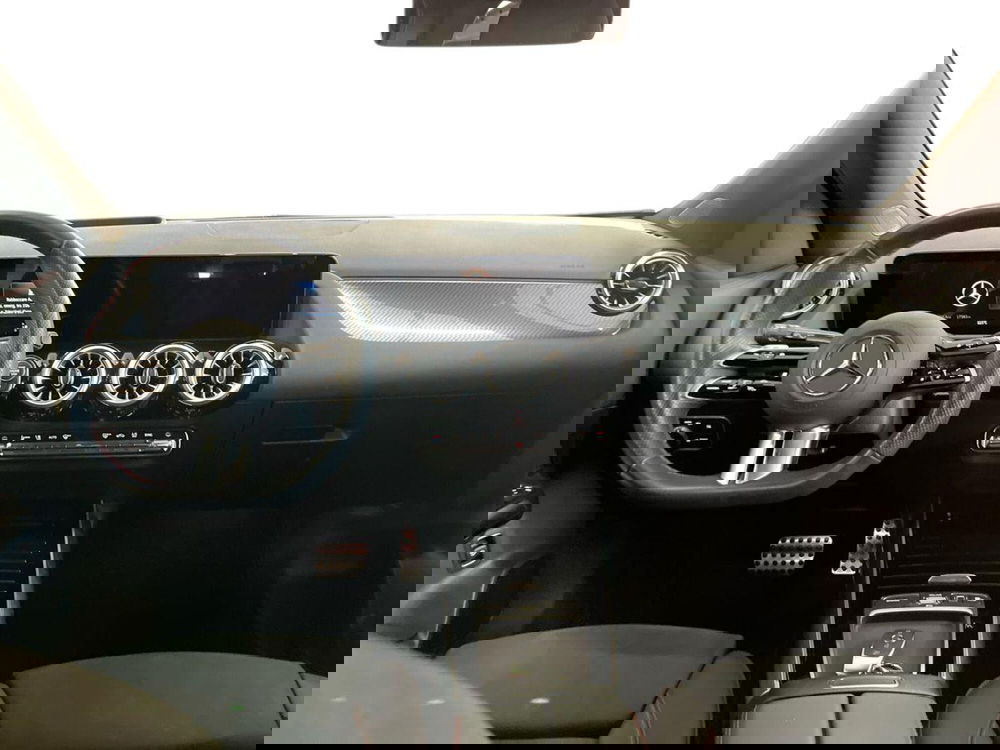 Mercedes-Benz GLA SUV usata a Bari (8)