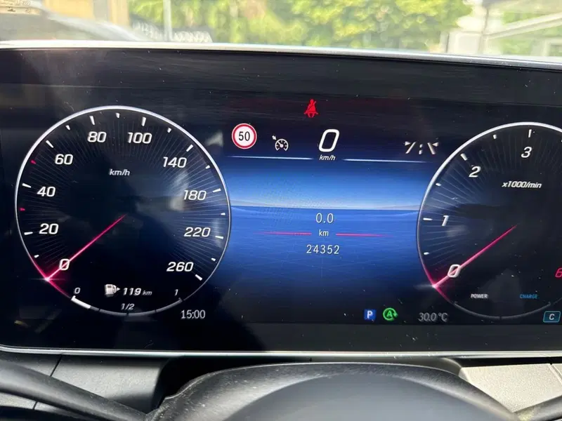 Mercedes-Benz GLC usata a Milano (13)