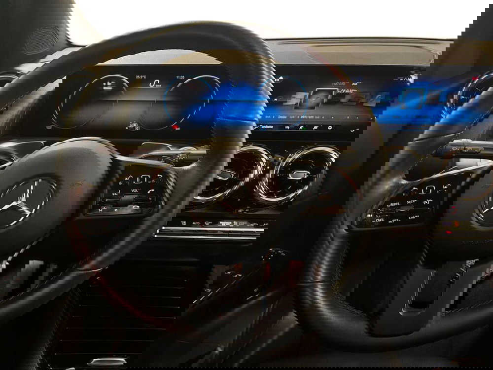 Mercedes-Benz GLB usata a Milano (11)