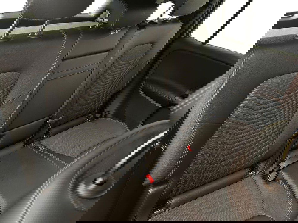 Mercedes-Benz GLB usata a Milano (16)