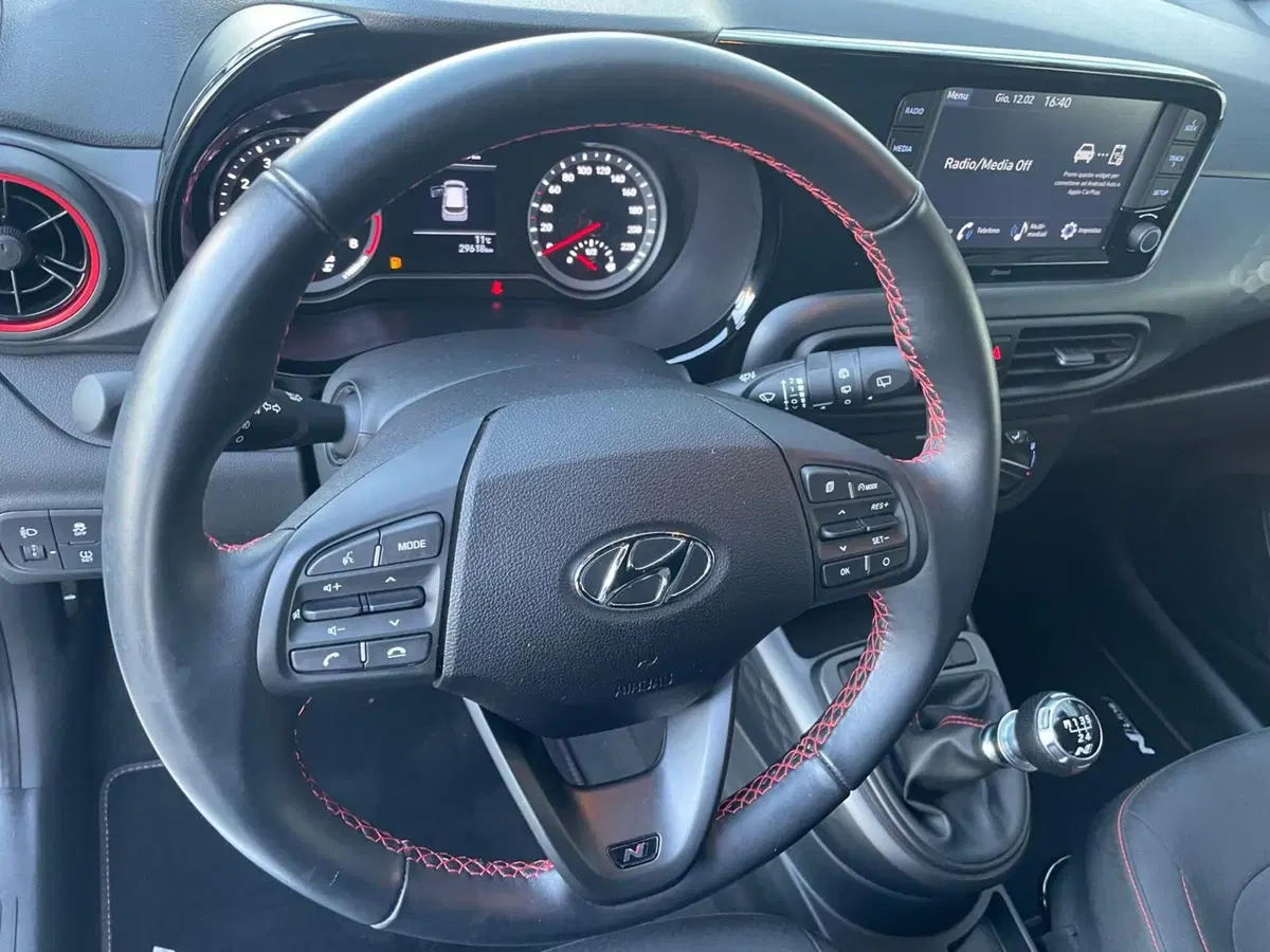 Hyundai i10 usata a Vicenza (10)