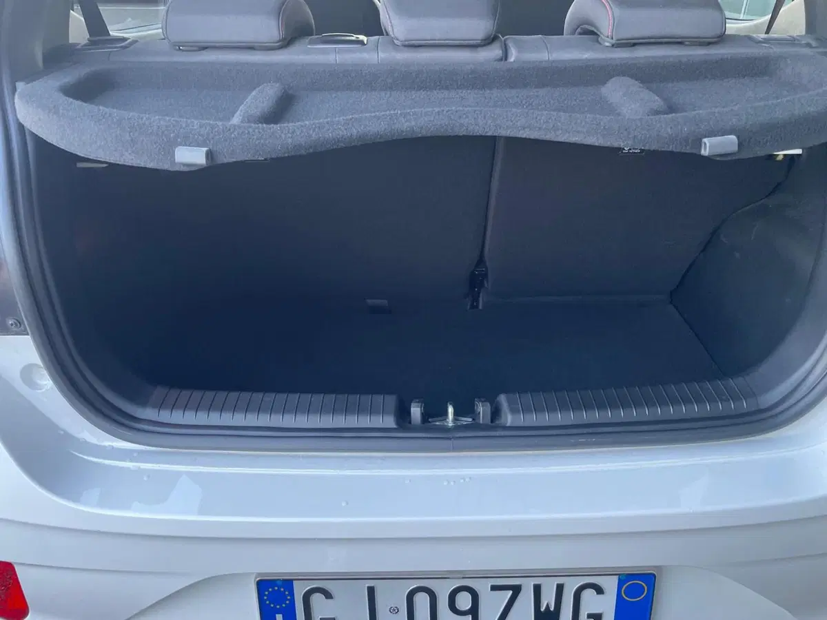 Hyundai i10 usata a Vicenza (7)