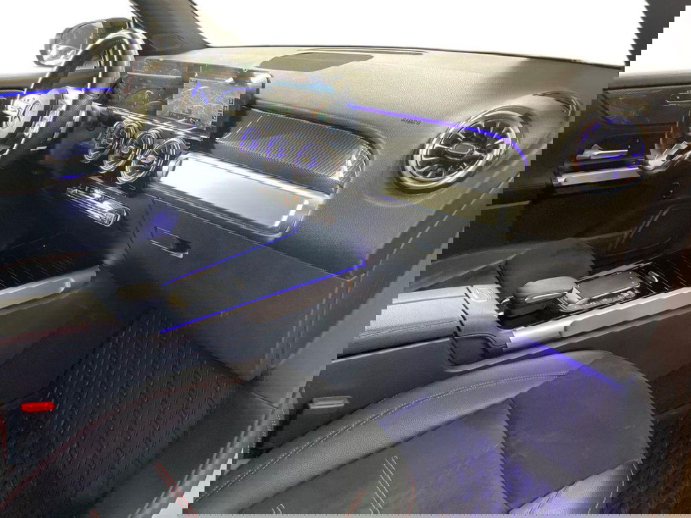 Mercedes-Benz GLB usata a Milano (15)