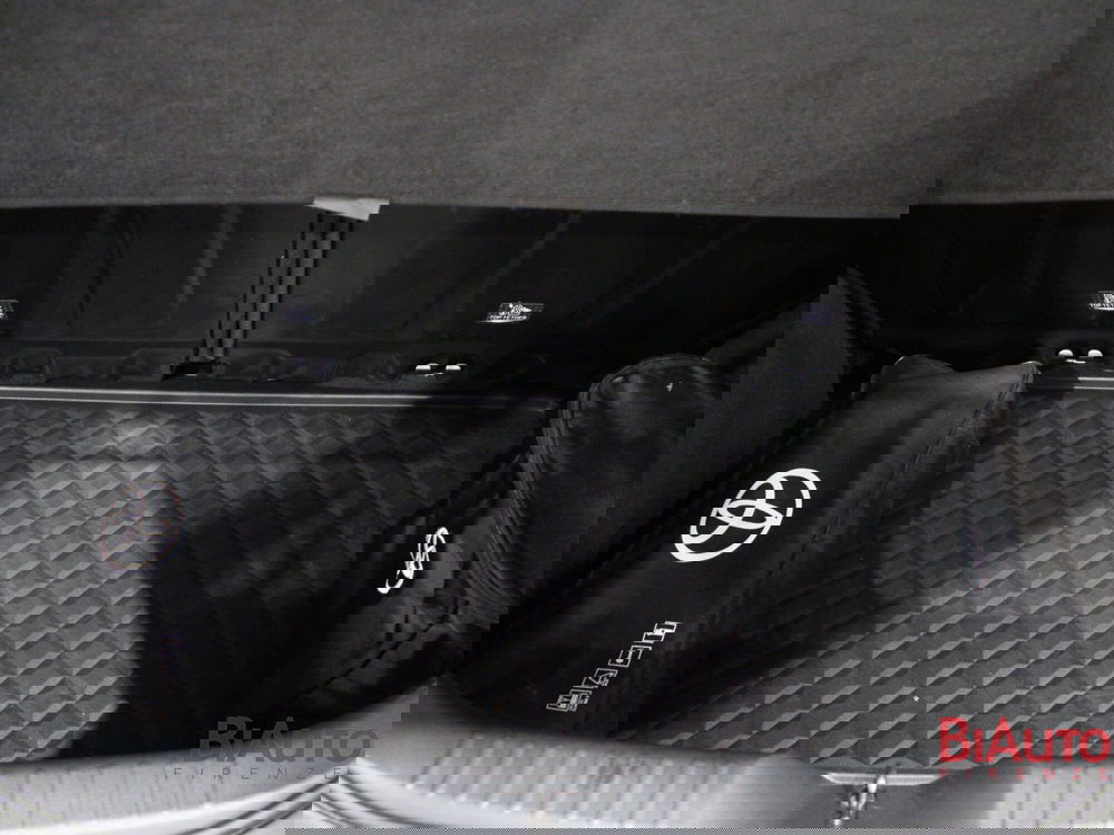 Toyota Aygo X usata a Firenze (9)