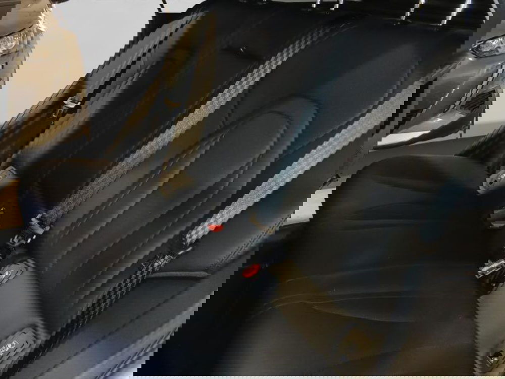 Omoda Omoda 5 nuova a Genova (10)