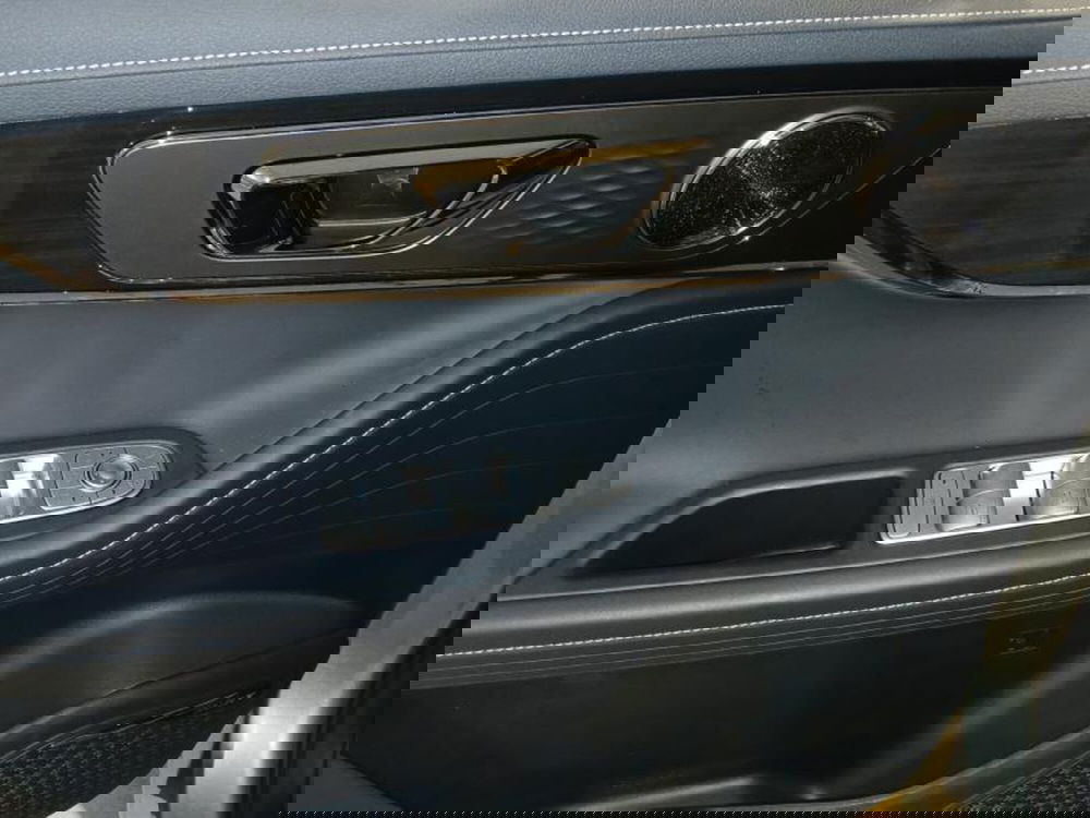 Omoda Omoda 5 nuova a Genova (12)