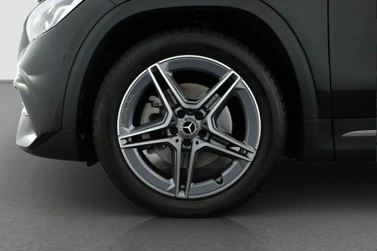 Mercedes-Benz GLA SUV usata a Padova (7)